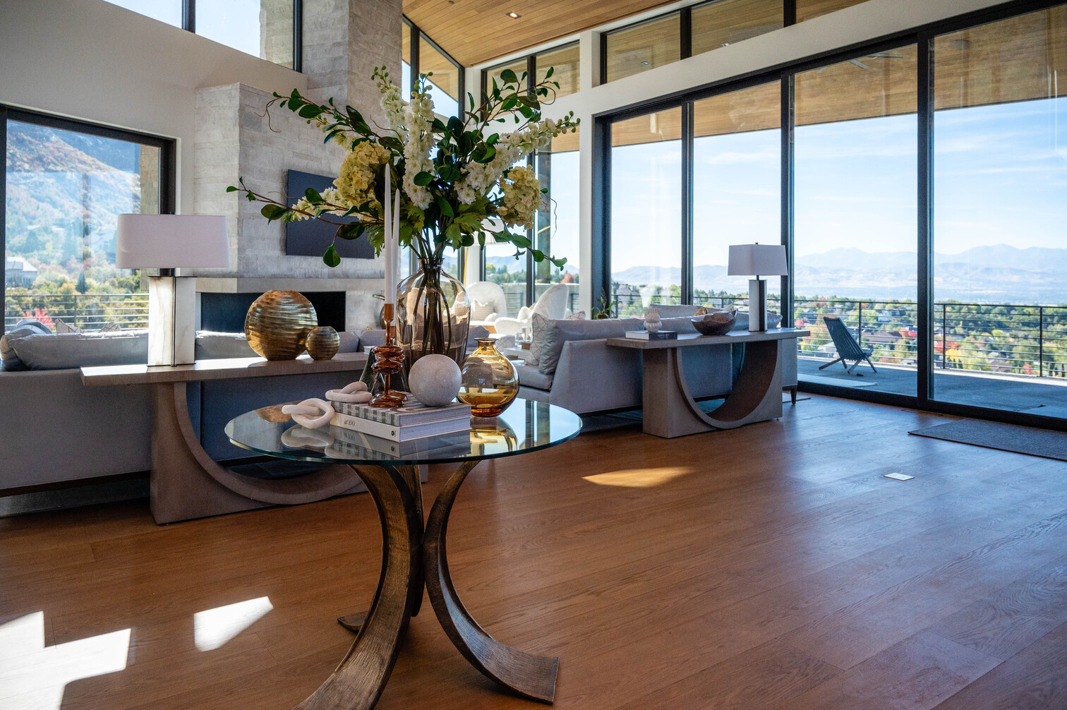 2024-10-24 Family room upstairs-7